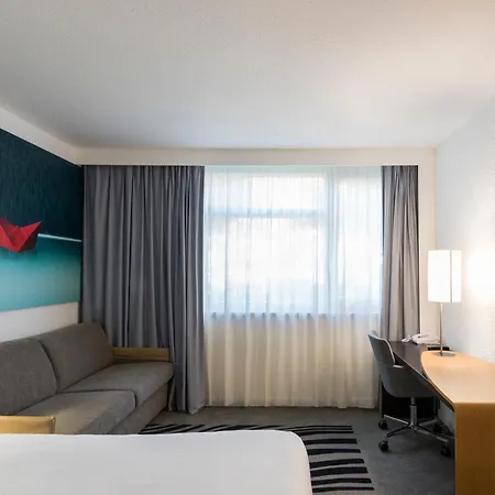 Novotel Lyon Meeting & Events 4*