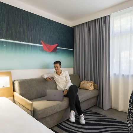 Novotel Lyon Meeting & Events 4*