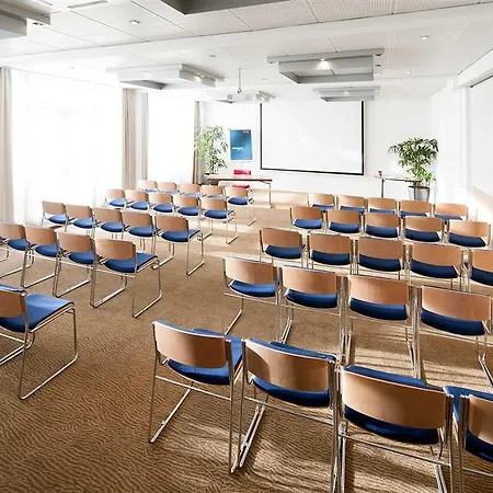 Novotel Lyon Meeting & Events Hotel Bron