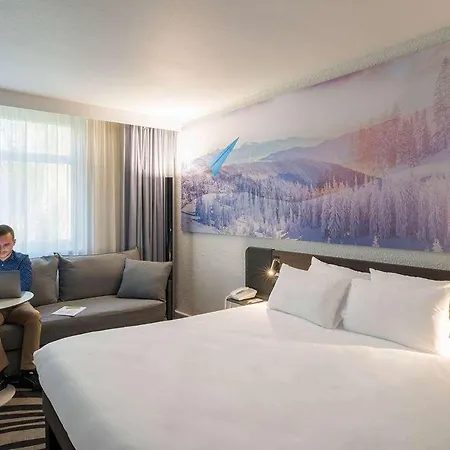Novotel Lyon 4*