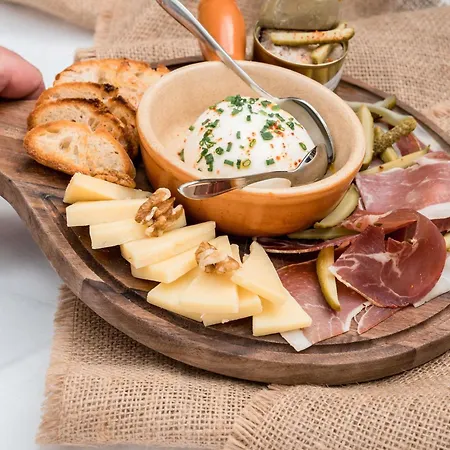 Novotel Lyon Meeting & Events Hotel