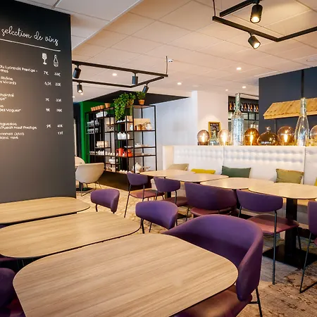Novotel Lyon Hotel 4*