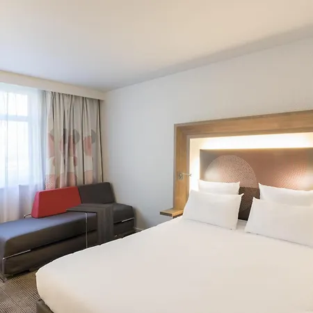 Novotel Lyon Meeting & Events Hotel 4*