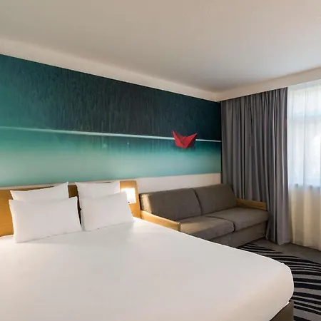 Novotel Lyon Meeting & Events Hotel 4*