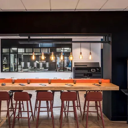 Novotel Lyon Meeting & Events 4*