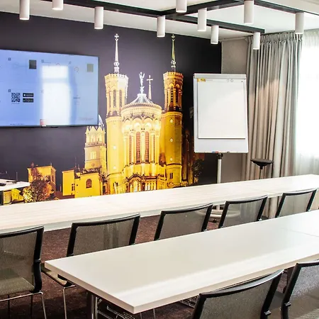Novotel Lyon Meeting & Events Hotel