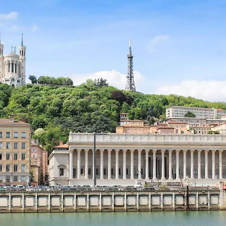 Novotel Lyon Hotel 4*