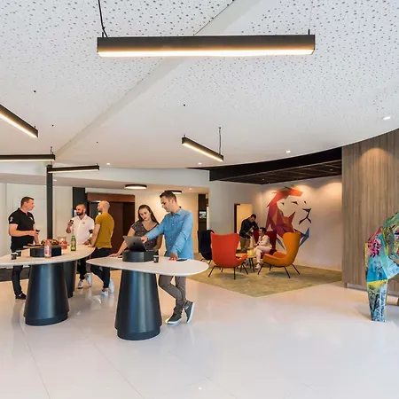 Hotel Novotel Lyon 4*