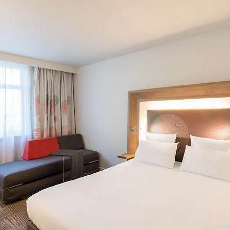 Hotel Novotel Lyon Eurexpo 4*